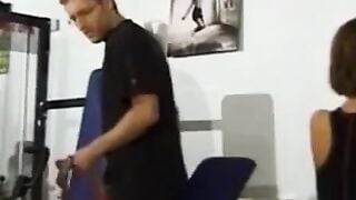Svensk Trekant Anal på Gymmet