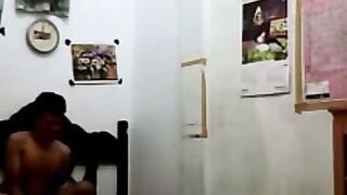 Indonesian Babe Orgasms on Fucking Machine
