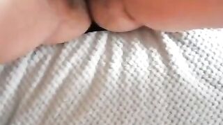 Femdom Amateur: A Travers Les Mailles