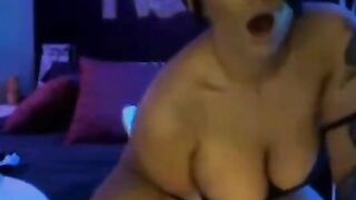 Big-Titted Goth Girl Rides Dildo on Cam Hoe 2