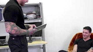 Delinquent Ty Roderick drills the blonde guard to escape