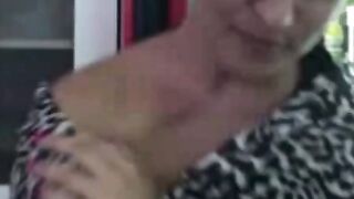 Shop Flash - Public Amateur Webcam Show