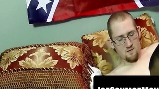 Amateur tugs dick to porn till creamy explosion