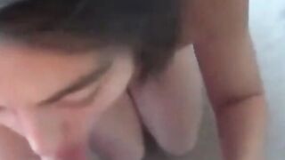 Coed Gives Amateur Blowjob with Facial