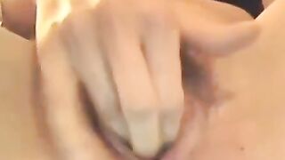Creamy Amateur Girl Masturbates on Webcam