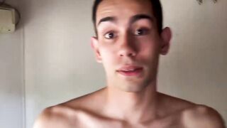 Slim Gastowix and horny Mauricio fuck bareback until they cum