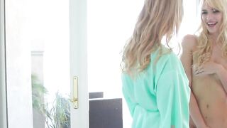 Blonde babe pussy licking then facesitting lesbian neighbor