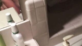 Busty Milf Boltongirl Pleasures Herself in the Tub