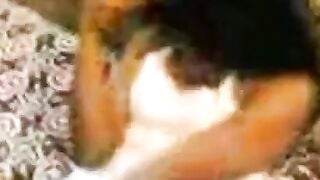 Sri Lankan Girl Gives a Handjob