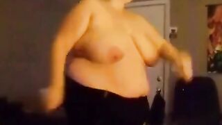 Big-Ass BBW Girl Dancing on Webcam
