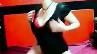 Big-Titted Amateur's Webcam Show Hoe 3