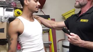 Greg Dixxon fills Apollo Fates holes full of cum