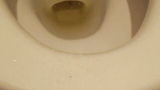 Look how hot Oriental spills urine in front of the camera