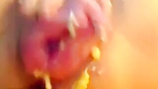 Extreme Pussy Pumping: Banana Fist on Webcam