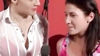 Akrobatischer Analsex mit einer brünetten deutschen Amateurin