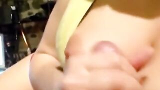 Italian Brunette Amateur Blowjob & Cumshot