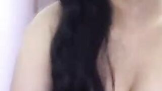 Vietnamese Adult Video: Amateur Asian Solo Chat
