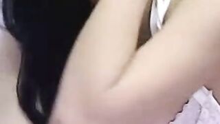 Vietnamese Adult Video: Amateur Asian Solo Chat