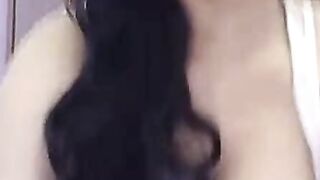 Vietnamese Adult Video: Amateur Asian Solo Chat