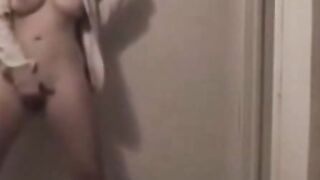 Webcam Girl's Solo Show Hoe 2