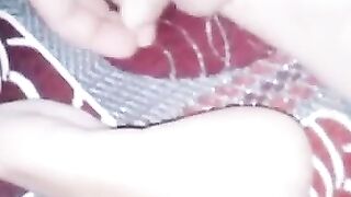 Arab Girl's Hot Milk and Feet Webcam Show