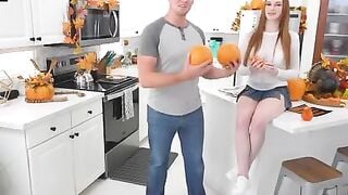 How To Eat Halloween Pie - S1:E10