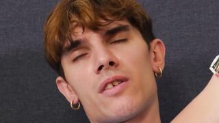 Naughty Timmy Cole finds that Vincent Castle is not straight