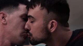 Jacob Stax falls for Mason Lears cheeky butt and fucks it raw