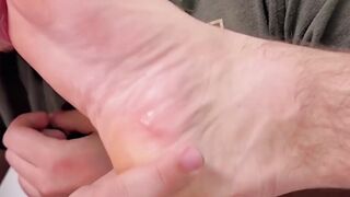 Dan Edwards adores Bradley Kings soles and rubs his damp feet
