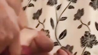 Deutscher Amateur mit roten Schuhen Footjob