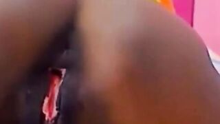 Ebony Spreads Her Pink Pussy on Webcam