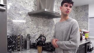 Rob Quin jerks off on stepuncle Papi Marcos' hard rod