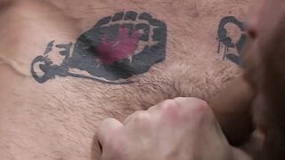Hunk melts during mutual stroking and toe worship