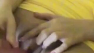 Deutsche MILF mit großen Titten verführt jungen Mann und bekommt Creampie