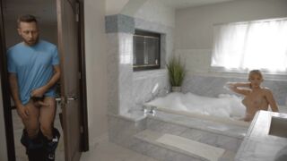 Sneaking into my friends TS GF while taking a bath