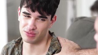 Submissive Rob Quin cums while Max Romano pounds his hole