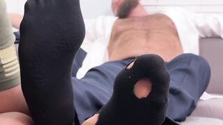 Dan Edwards eases grizzled Girth with foot adoration