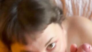 Afternoon Delight: Amateur Blowjob and Pussy Eating