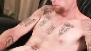 Rough stud cums everywhere from solo wank