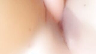 Squirt with sex machine