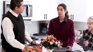 FamilyHandle.com - Ava Sinclaire is thankful for David Lee Maximus's massive hard coc