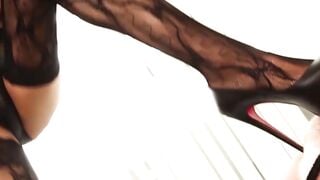 Stud bondaged and anally tormented by TS Venus Lux
