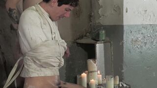 BoyDungeon.com - Luca Zavat's sexy handjob ends in a creamy cum explosion