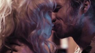 Curvy Siouxsie Q has ideal throat and vag for my stiff pole