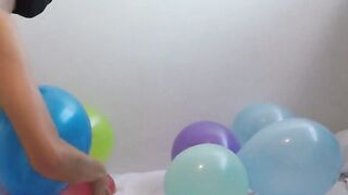 I Love Balloons - Amateur Teen Latina Solo Webcam Show