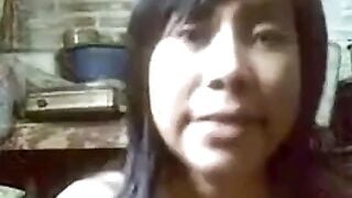 Indonesian Babe's Hot Dance