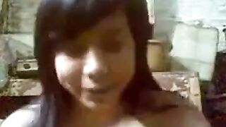 Indonesian Babe's Hot Dance