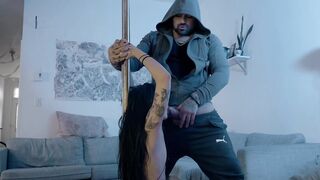 AD4X - Danseuse erotique