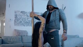 AD4X - Danseuse erotique