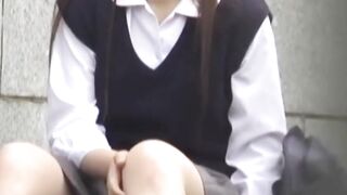 Voyeur captures every second of her pussy poking until she pees